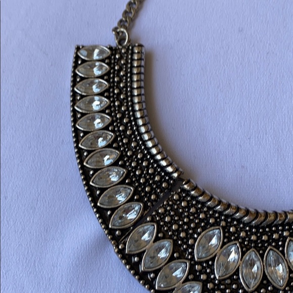 Silver statement necklace - Picture 2 of 6
